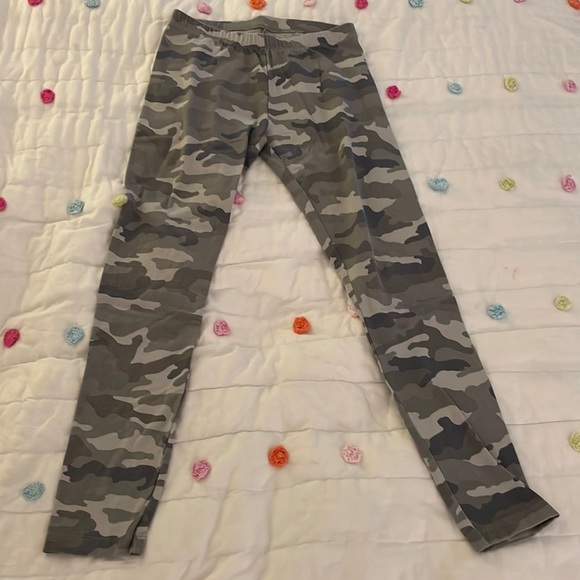 Cat & Jack Other - Gray camo Cat&Jack pants
